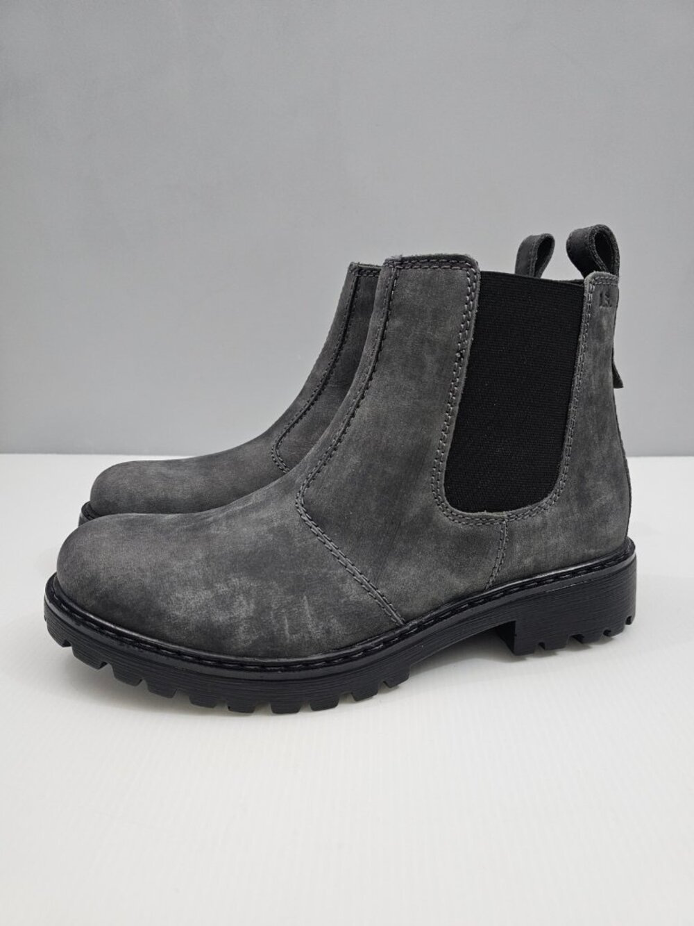 Josef Seibel Marta 06 Chelsea Ankle Boot Womens EU 39 Gray Leather Lug Sole NEW